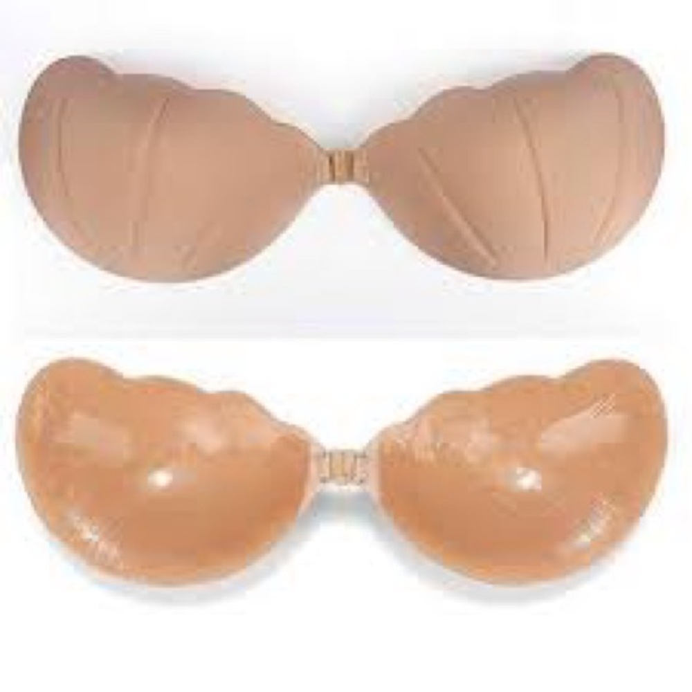 Strapless Adhesive Bra in Tan